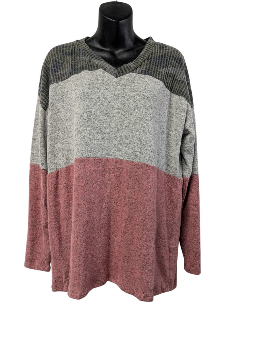 Lovely Souls Color Block Waffle Knit Tunic Top Size M V-Neck NWT Super Soft
